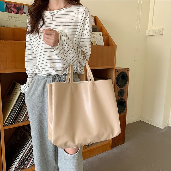 casual women shoulder bags large capacity tote designer handbag luxury soft pu leather messenger bag lady shopper bag big purses c1016
casual women shoulder bags large capacity tote designer handbag luxury soft pu leather messenger bag lady shopper bag big purses c1016