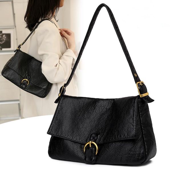 shoulder bags vintage french style pu leather women flap armpit bag solid color elegant small handbags simple lightweight female
shoulder bags vintage french style pu leather women flap armpit bag solid color elegant small handbags simple lightweight female