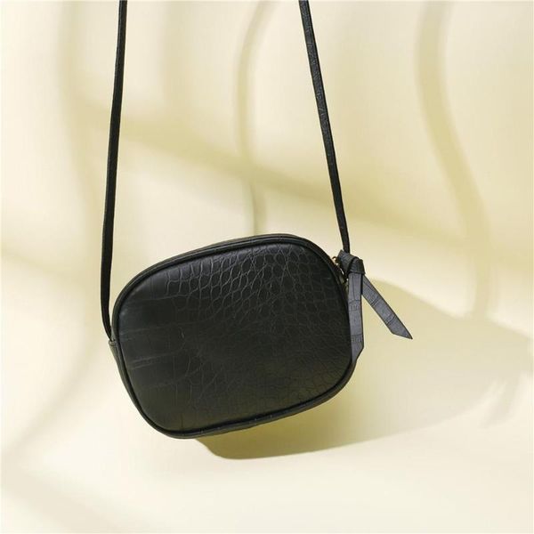 новый камень pattern crossbody сумки женщины кожа pu сплошного цвета на молнии плеча сумки покупки daily bolsas feminina
новый камень pattern crossbody сумки женщины кожа pu сплошного цвета на молнии плеча сумки покупки daily bolsas feminina