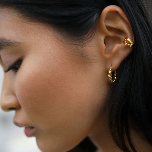 slovecabin 925 sterling silver luxury hoop piercing boucle doreille femme gold round circle fashion earrings for women jewerly q1219, Golden;silver
slovecabin 925 sterling silver luxury hoop piercing boucle doreille femme gold round circle fashion earrings for women jewerly q1219, Golden;silver