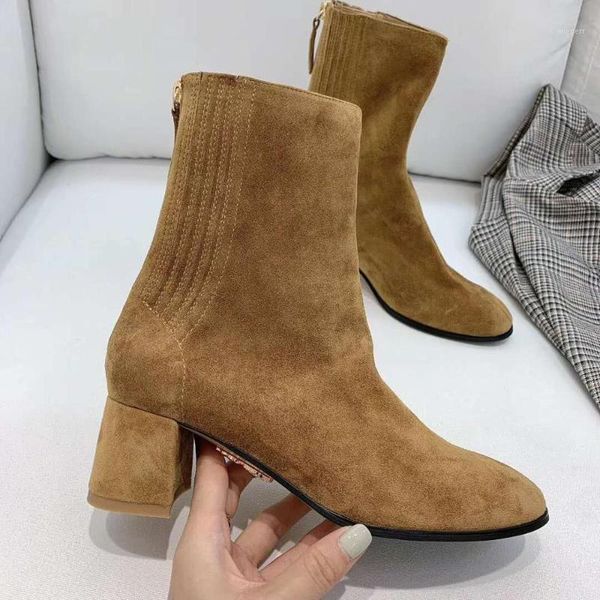 woman italy honore bootie 50 genuine leather suede zip mid calf block heel stretch ankle boots runway fashion shoes1, Black
woman italy honore bootie 50 genuine leather suede zip mid calf block heel stretch ankle boots runway fashion shoes1, Black