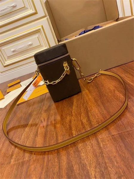 handbag shoulder bag genuine leather lady handbag with letters printed small bag accessories flower pouch retro lady shoulder bags
handbag shoulder bag genuine leather lady handbag with letters printed small bag accessories flower pouch retro lady shoulder bags