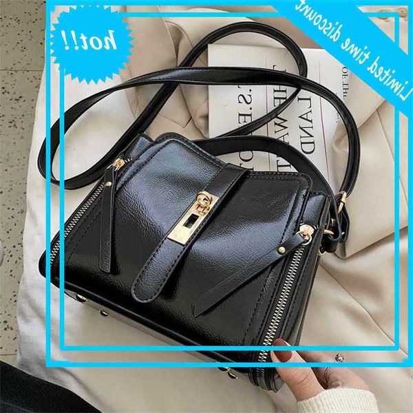 pu leather emmer handbag designer crossbody for women 2021 vintage shoulder bag travel hand bags
pu leather emmer handbag designer crossbody for women 2021 vintage shoulder bag travel hand bags