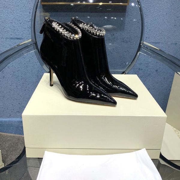 new style pointed water diamond high heeled shoes in autumn and winter 2020 patent leather thin heel banquet boots, women's short boots, Black
new style pointed water diamond high heeled shoes in autumn and winter 2020 patent leather thin heel banquet boots, women's short boots, Black