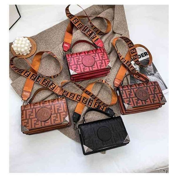 85% off shop for sale tibet special chain new broadband texture small square female chaogang style bag single shoulder sen series
85% off shop for sale tibet special chain new broadband texture small square female chaogang style bag single shoulder sen series