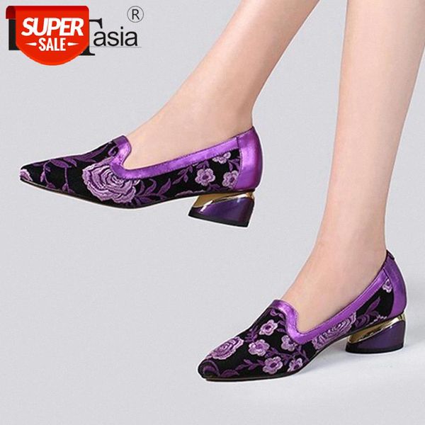 doratasia new autumn ladies shallow pumps 2020 rivet pumps women pointed toe chunky heels slip on enbroider shoes woman #te7a
doratasia new autumn ladies shallow pumps 2020 rivet pumps women pointed toe chunky heels slip on enbroider shoes woman #te7a
