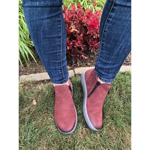 shoes women's 2020 autumn new side zipper round toe women's boots large size flat casual shoes zapatos de mujer 2020, Black
shoes women's 2020 autumn new side zipper round toe women's boots large size flat casual shoes zapatos de mujer 2020, Black