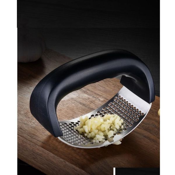 multi-function manual garlic presser curved garlic grinding slicer chopper stainless steel garlic presses jllbst dh_niceshop
multi-function manual garlic presser curved garlic grinding slicer chopper stainless steel garlic presses jllbst dh_niceshop