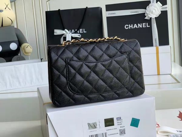 ladies leather bag 7a high-end custom quality single shoulder across the hip casual designer 1116
ladies leather bag 7a high-end custom quality single shoulder across the hip casual designer 1116