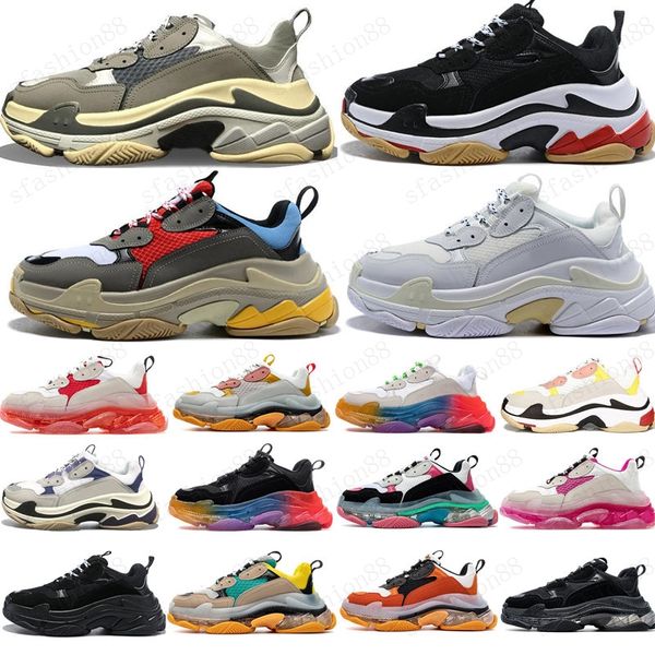 2021 new paris 17fw triple s sneakers mens women casual shoes triple s clear sole white green black red rainbow sports outdoor dad shoe
2021 new paris 17fw triple s sneakers mens women casual shoes triple s clear sole white green black red rainbow sports outdoor dad shoe