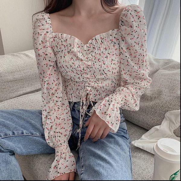 new 2021 summer chiffon floral blouse female floral cropped square collar korean style lantern sleeves flower blouse, White
new 2021 summer chiffon floral blouse female floral cropped square collar korean style lantern sleeves flower blouse, White