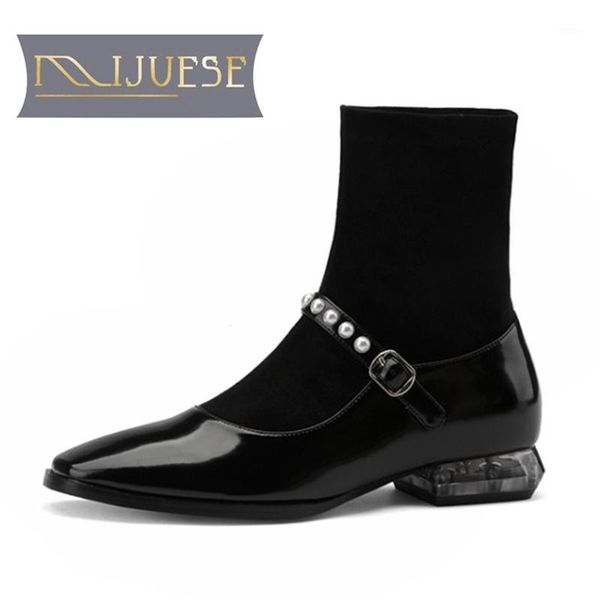 mljuese 2021 women soft ankle boots cow leather buckle strap boots winter short plush square toe low heel women1, Black
mljuese 2021 women soft ankle boots cow leather buckle strap boots winter short plush square toe low heel women1, Black
