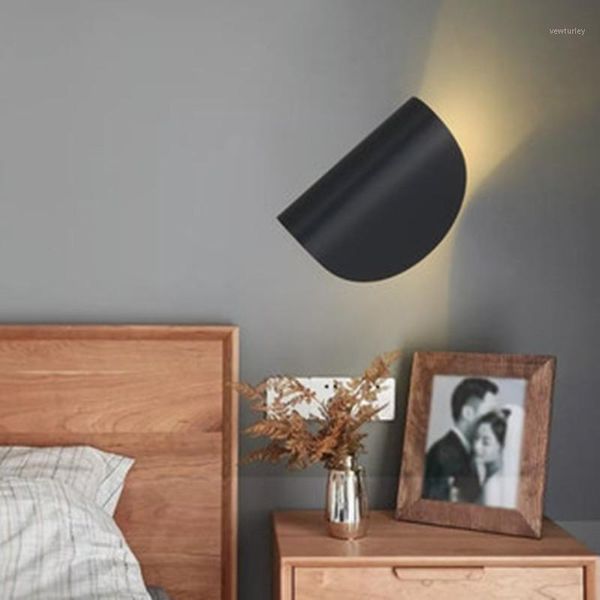 wall lamp creative personality nordic simple modern living room aisle bedroom background study rotating bedside light1
wall lamp creative personality nordic simple modern living room aisle bedroom background study rotating bedside light1