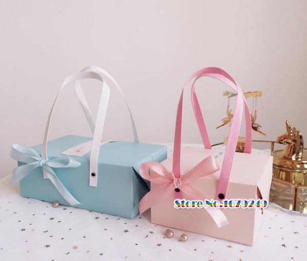 pink paper box with handle, mooncake biscuit candy box,party wedding favors giveaway gift boxes 100pcs/lot
pink paper box with handle, mooncake biscuit candy box,party wedding favors giveaway gift boxes 100pcs/lot