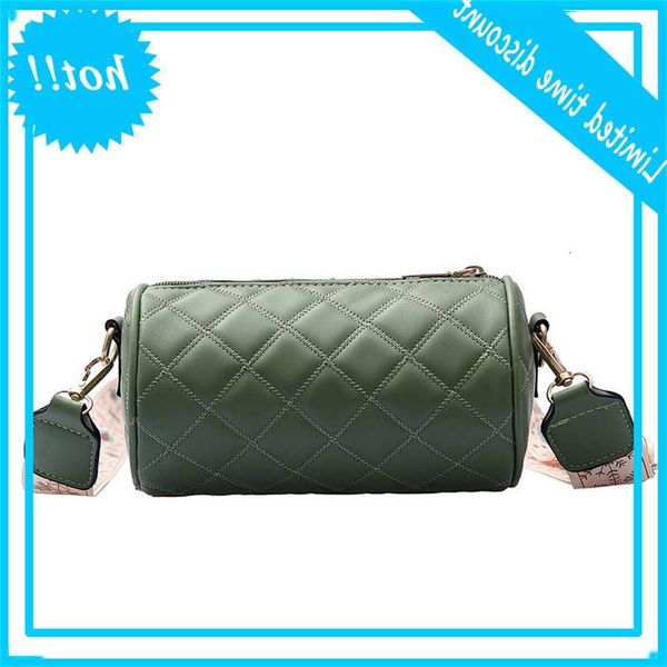 french niche broadband foreign style summer small fresh women's 2019 new fashion versatile ins messenger bag
french niche broadband foreign style summer small fresh women's 2019 new fashion versatile ins messenger bag
