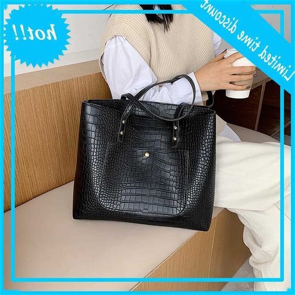 sfm women shoulder bag 2021 handle tote messenger bags
sfm women shoulder bag 2021 handle tote messenger bags