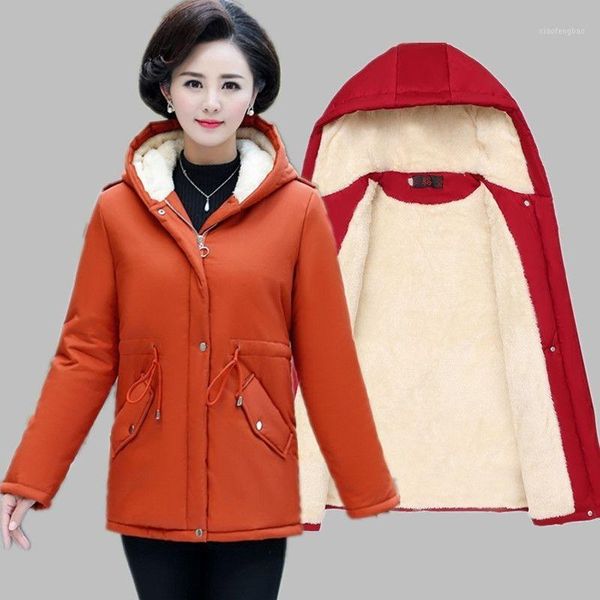 2020 new winter middle age women long sleeve hooded jacket female parka warm thick cotton padded female solid oversize coats a711, Black
2020 new winter middle age women long sleeve hooded jacket female parka warm thick cotton padded female solid oversize coats a711, Black