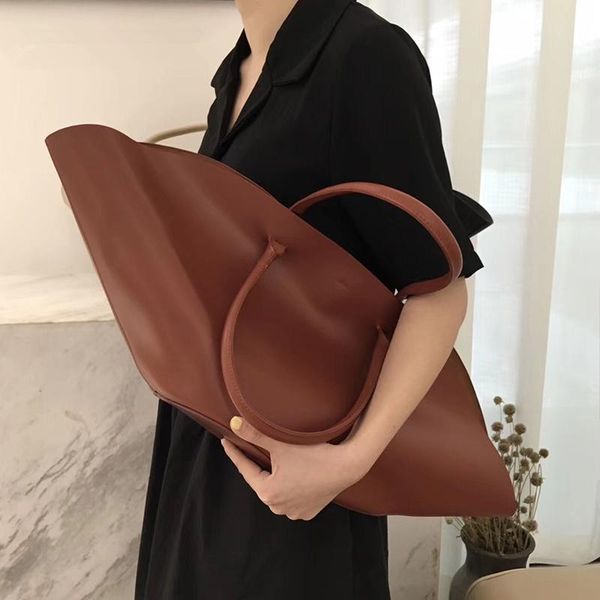 fashion designer shell women's leather handbags woman big shopping shoulder bag ladies hand bags for women fan-shape travel tote
fashion designer shell women's leather handbags woman big shopping shoulder bag ladies hand bags for women fan-shape travel tote