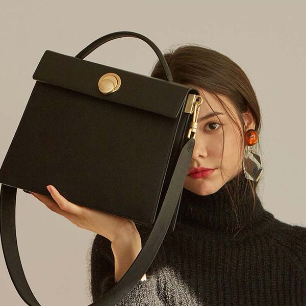 fashion square women shoulder bags designer wide strap female crossbody bag luxury pu leather hanabags lady big purses 2019 sac c1009
fashion square women shoulder bags designer wide strap female crossbody bag luxury pu leather hanabags lady big purses 2019 sac c1009
