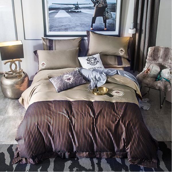 2020 coffee stripe bedding set king size mans duvet cover and pillowcases brief style bed linen
2020 coffee stripe bedding set king size mans duvet cover and pillowcases brief style bed linen