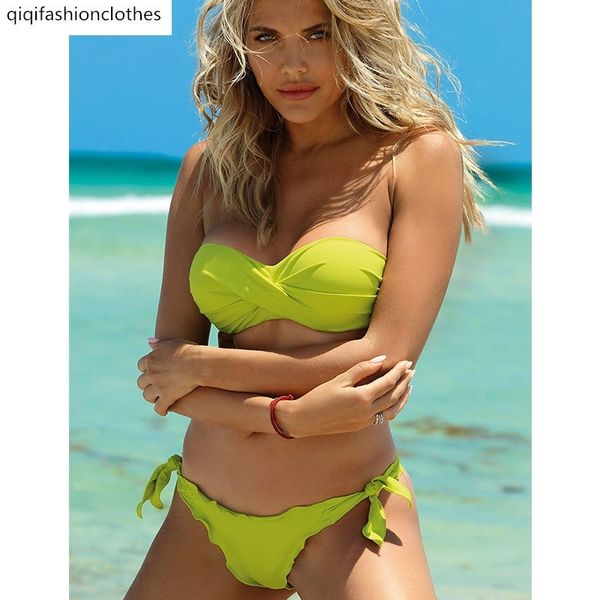 2020 new single hard clad steel carrying bikini swimsuit for women, White;black 
2020 new single hard clad steel carrying bikini swimsuit for women, White;black