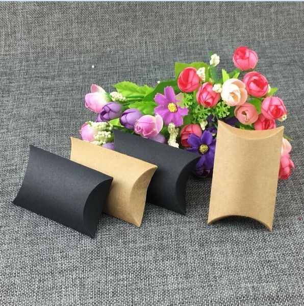 100pcs/lot cute kraft paper pillow favor gift box and for wedding party favour gift candy box mx200810, Black;white
100pcs/lot cute kraft paper pillow favor gift box and for wedding party favour gift candy box mx200810, Black;white