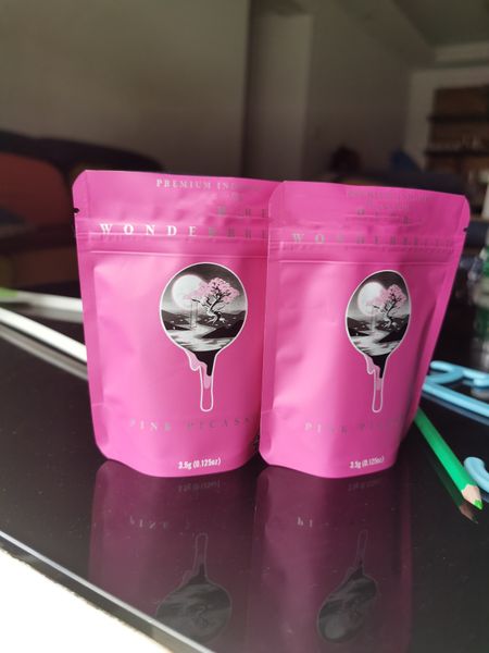 premium indoor pink wonderbrett heat sealable mylar bag 10x12cm zipper packaging 3.5g childproof edibles pouch retail packaging bags sqcgas, Pink;blue
premium indoor pink wonderbrett heat sealable mylar bag 10x12cm zipper packaging 3.5g childproof edibles pouch retail packaging bags sqcgas, Pink;blue