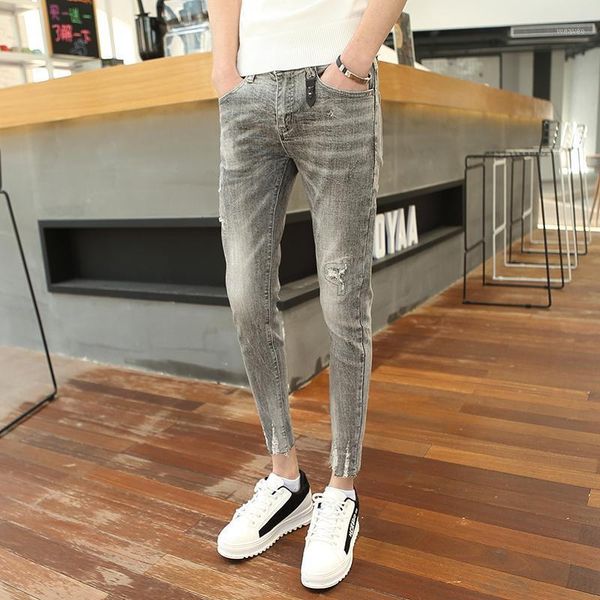 2020 spring men's new denim 9 points pants tide men's hole slim slim feet pants youth simple jeans1, Blue 
2020 spring men's new denim 9 points pants tide men's hole slim slim feet pants youth simple jeans1, Blue