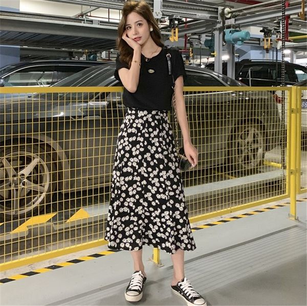 daisy поясного длинные юбок весна с короткими рукавами сверху футболки двухсекционного набора длинных skirtt футболки skirtwomen с нерегуляр, Black;gray
daisy поясного длинные юбок весна с короткими рукавами сверху футболки двухсекционного набора длинных skirtt футболки skirtwomen с нерегуляр, Black;gray