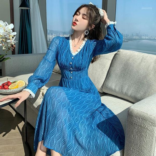 2021 new spring dress women vintage french style long sleeve slim a-line dress elegent girls ruffles v neck midi vestidos1, Black;gray
2021 new spring dress women vintage french style long sleeve slim a-line dress elegent girls ruffles v neck midi vestidos1, Black;gray