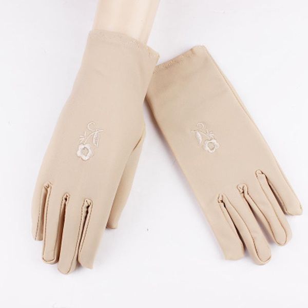 five fingers gloves spring and summer thin breathable spandex sunscreen high elasticity rust flower tightness etiquette tray riving, Blue;gray
five fingers gloves spring and summer thin breathable spandex sunscreen high elasticity rust flower tightness etiquette tray riving, Blue;gray