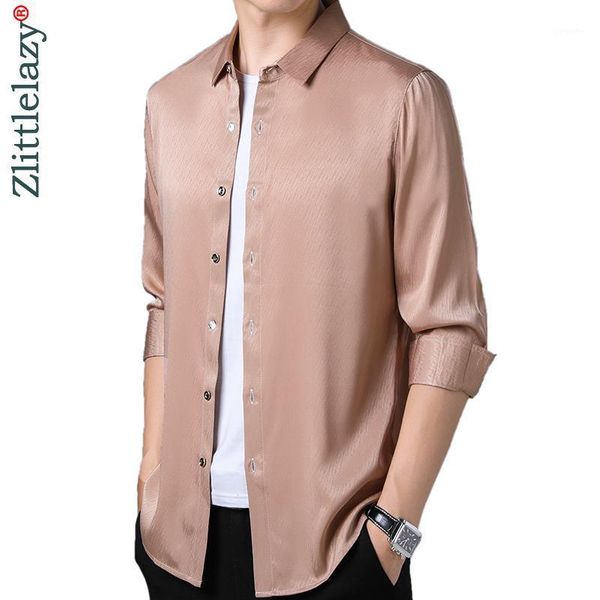 2020 brand casual luxury autumn long sleeve slim fit men shirt streetwear social dress solid shirts mens fashions jersey 021131, White;black
2020 brand casual luxury autumn long sleeve slim fit men shirt streetwear social dress solid shirts mens fashions jersey 021131, White;black