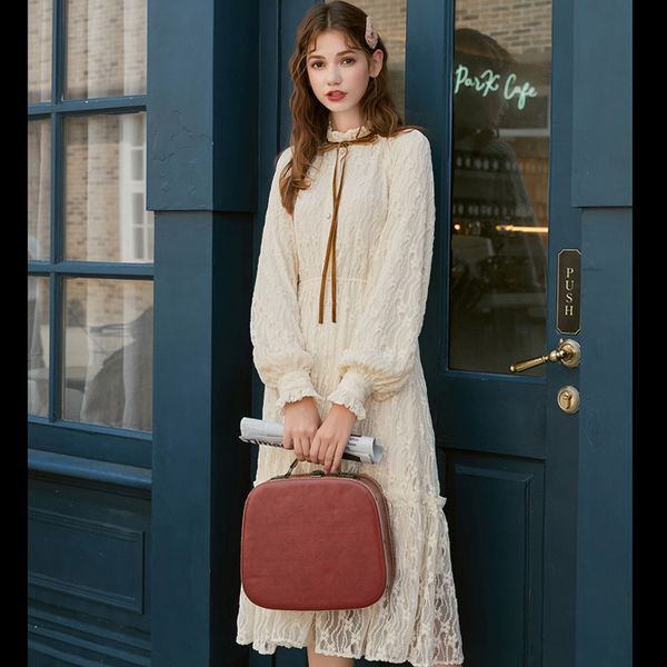 2021 new lace long sleeve fairy hollow out women korean midi winter one-piece dress lady party designer clothes jnnc, Black;gray
2021 new lace long sleeve fairy hollow out women korean midi winter one-piece dress lady party designer clothes jnnc, Black;gray
