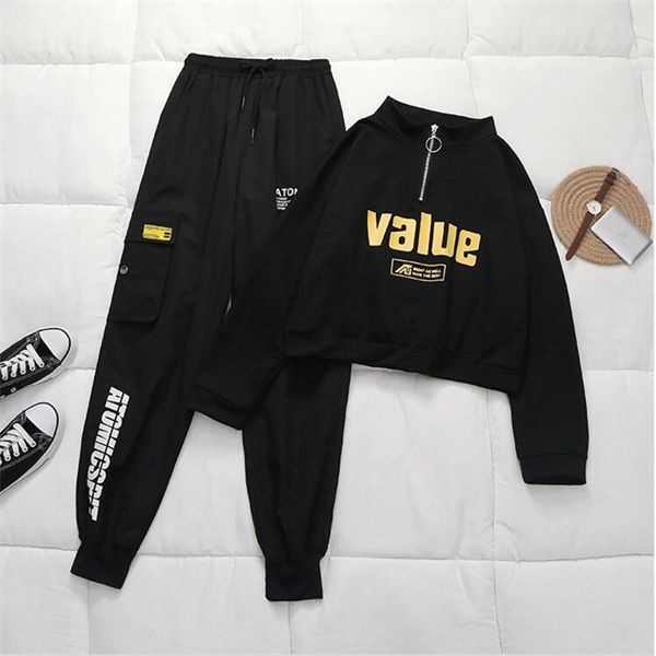 spring casual high waist black streetwear hip hop cargo pants women letter printed loose sweatpants female q1103, Black;white
spring casual high waist black streetwear hip hop cargo pants women letter printed loose sweatpants female q1103, Black;white