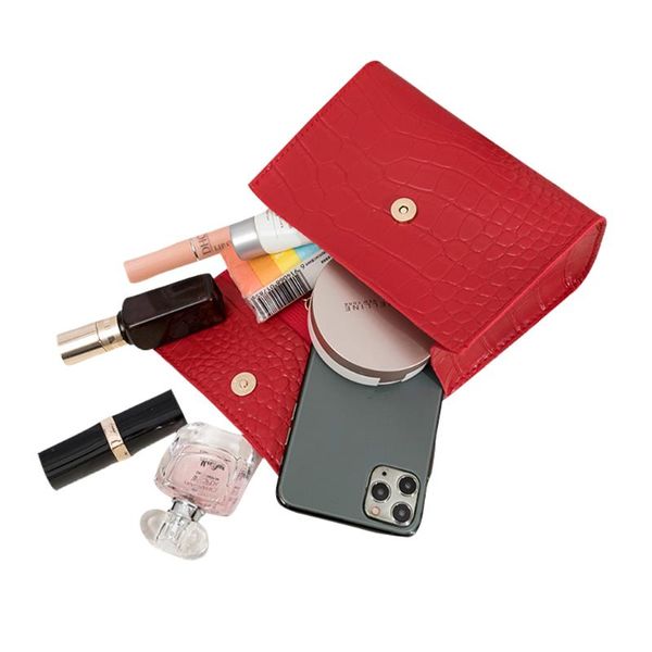 women lightweight crossbody bag faux leather with classic crocodile pattern diamond pendant crossbody shoulder bag coin purse
women lightweight crossbody bag faux leather with classic crocodile pattern diamond pendant crossbody shoulder bag coin purse