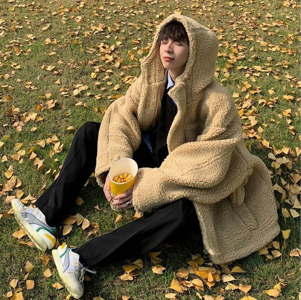 2018 winter new korean version of hooded solid color thickening lamb hair couple cotton coat tide boy navy blue / camel m-xl1, Black
2018 winter new korean version of hooded solid color thickening lamb hair couple cotton coat tide boy navy blue / camel m-xl1, Black