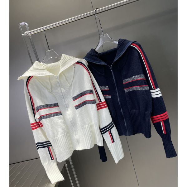 2022 maternity sweaters fashion luxury women knit zip cardigan pentagram geometric jacquard cardigan autumn winter knitted ladies outer wear, White
2022 maternity sweaters fashion luxury women knit zip cardigan pentagram geometric jacquard cardigan autumn winter knitted ladies outer wear, White