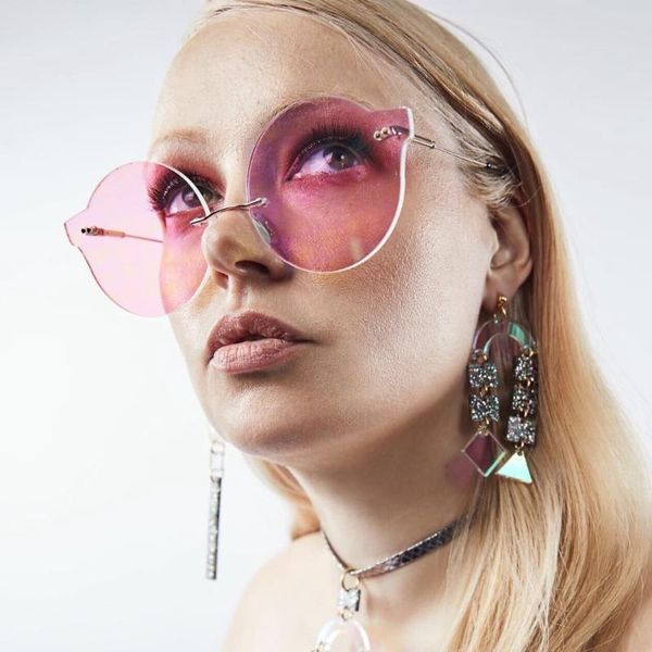 qpeclou new fashion unique irregular oval sunglasses women metal frameless color sun glasses female rimless beach shades, White;black
qpeclou new fashion unique irregular oval sunglasses women metal frameless color sun glasses female rimless beach shades, White;black