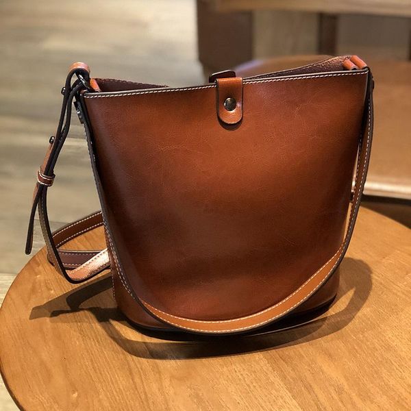 genuine leather women's messenger bag simple luxury cowhide bucket picture-mother bag women's korean handbag shoulder
genuine leather women's messenger bag simple luxury cowhide bucket picture-mother bag women's korean handbag shoulder