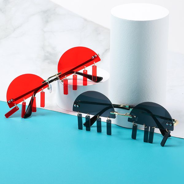 2021 new retro sunglasses women deisgner round metal sun glasses brand stylish shades eyewear gafas de sol 68k8, White;black
2021 new retro sunglasses women deisgner round metal sun glasses brand stylish shades eyewear gafas de sol 68k8, White;black