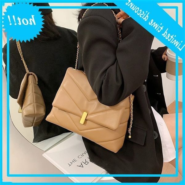 large capacity women's 2020 new fashion chain single shoulder underarm bag 
large capacity women's 2020 new fashion chain single shoulder underarm bag