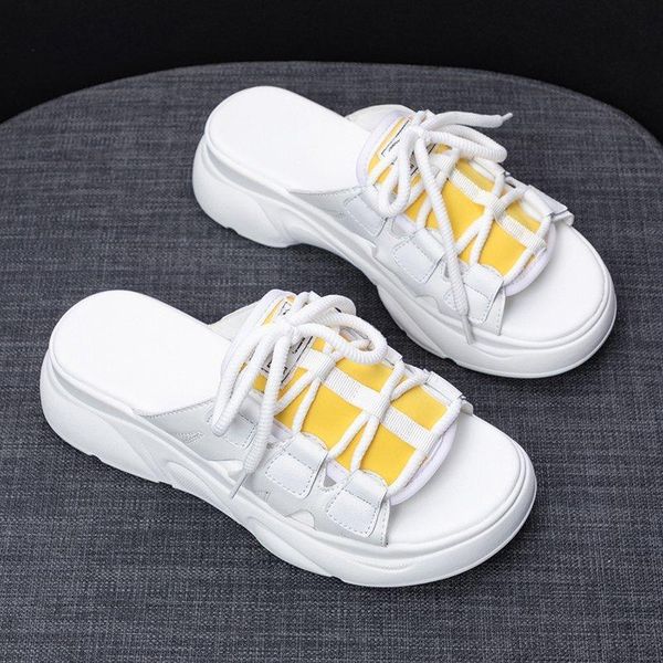 women shoes hollowed out sandals are fashionable and versatile. new net red women's shoes in summer 2020 with thick soles
women shoes hollowed out sandals are fashionable and versatile. new net red women's shoes in summer 2020 with thick soles