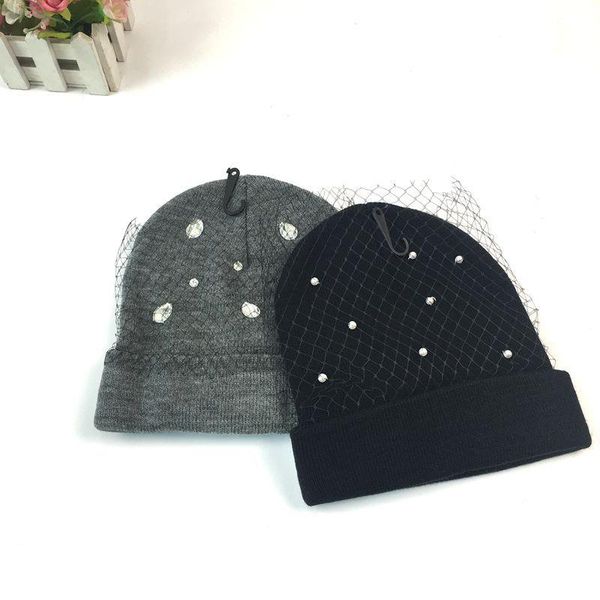 beanie/skull caps 2021 design women winter woolen yarn knitted hat with veil faux pearl rhinestones grenadine beanies skully, Blue;gray
beanie/skull caps 2021 design women winter woolen yarn knitted hat with veil faux pearl rhinestones grenadine beanies skully, Blue;gray
