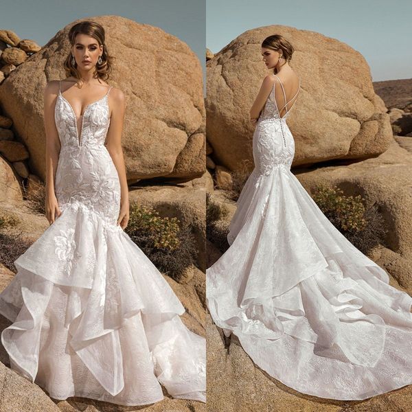 2021 luxury wedding dresses spaghetti straps lace appliques mermaid bridal gowns custom made backless sweep train wedding dress, White
2021 luxury wedding dresses spaghetti straps lace appliques mermaid bridal gowns custom made backless sweep train wedding dress, White