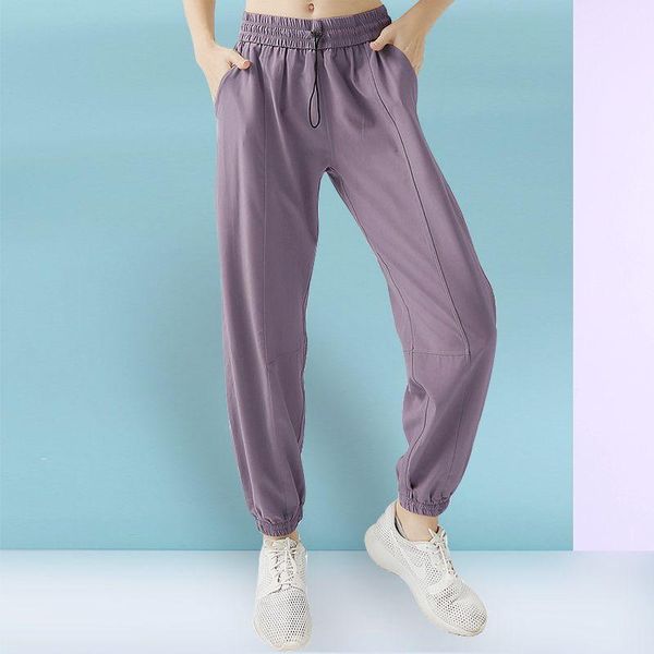 2020 new style loose breathable running fitness athletic pants female exaggerates hips joint fashion slimming quick-drying yoga, Black;blue
2020 new style loose breathable running fitness athletic pants female exaggerates hips joint fashion slimming quick-drying yoga, Black;blue