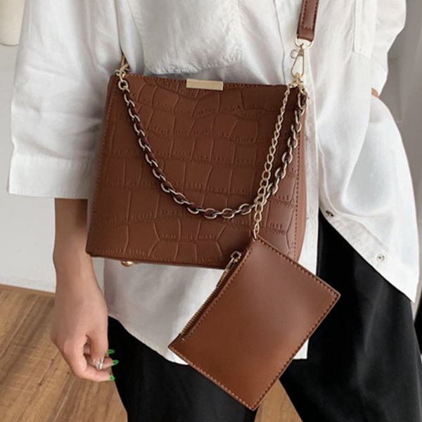 alligator pattern pure color chain bag crocodile pattern women designer leather shoulder crossbody bags 2020 new c1223
alligator pattern pure color chain bag crocodile pattern women designer leather shoulder crossbody bags 2020 new c1223