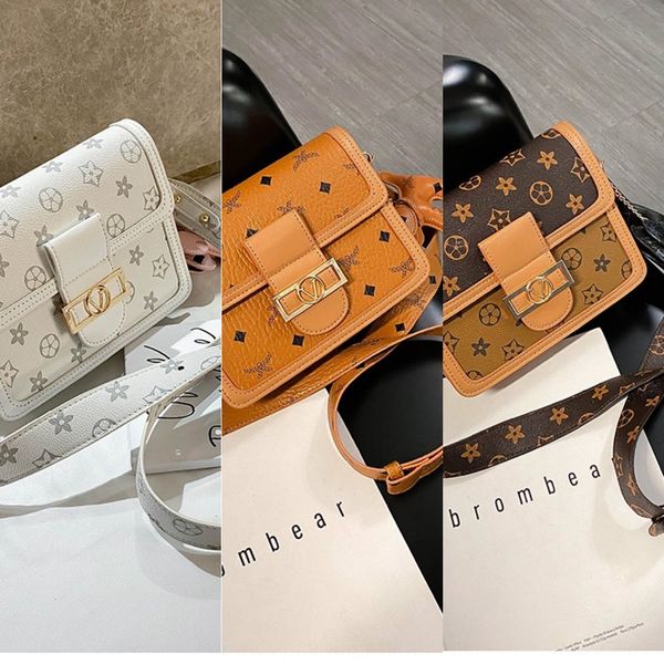 2020 new fashion pony pendant old flower printing fashionable women's bag with wide and pendant strap strap shoulder strapsingle should
2020 new fashion pony pendant old flower printing fashionable women's bag with wide and pendant strap strap shoulder strapsingle should