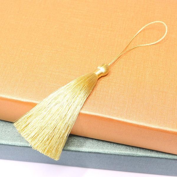 10pcs vintage vertical silk key tassel diy keychain cellphone jewelry decorative bookmark tassels gift box craft tassels fringe h jllpqp 
10pcs vintage vertical silk key tassel diy keychain cellphone jewelry decorative bookmark tassels gift box craft tassels fringe h jllpqp