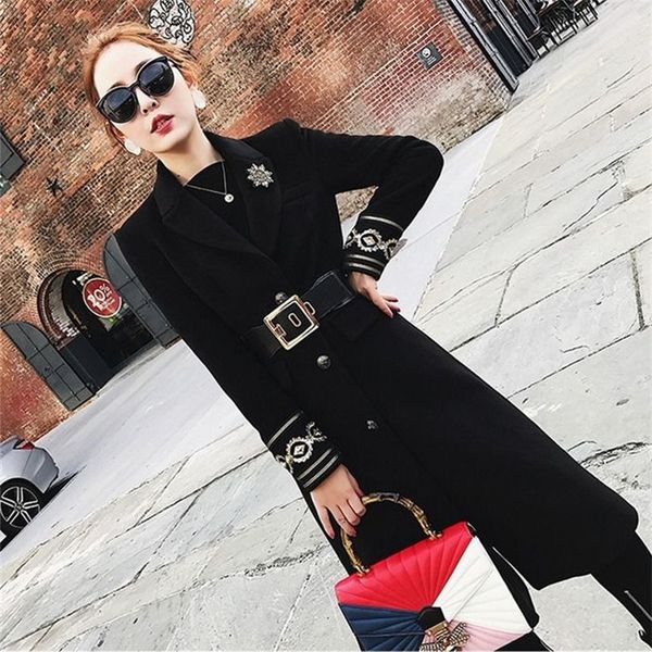 2021 new high-end women's black woolen coat korean autumn winter long slim fashion outwear female wool overcoat jacket b624
2021 new high-end women's black woolen coat korean autumn winter long slim fashion outwear female wool overcoat jacket b624