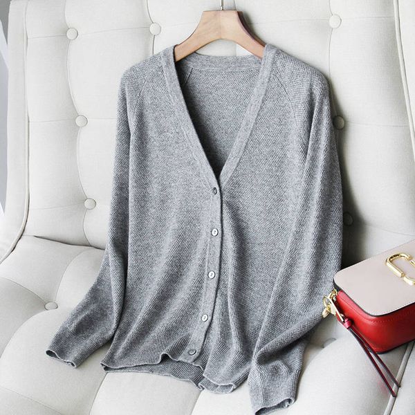 2021 quality women high wool coats 100% pure cashmere outfit shirt jumper clothes ladies vneck pattern 5 colors blunt woman wwtr, White;black
2021 quality women high wool coats 100% pure cashmere outfit shirt jumper clothes ladies vneck pattern 5 colors blunt woman wwtr, White;black
